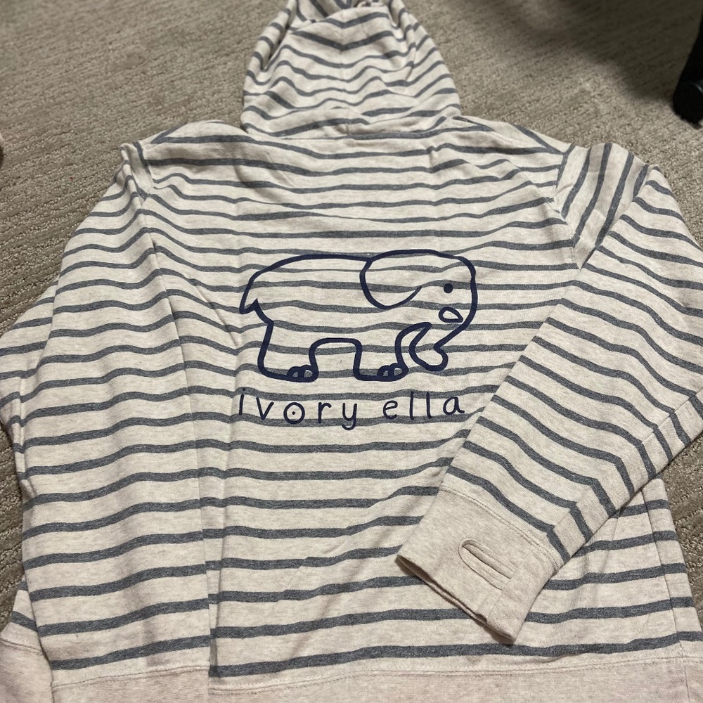 Ivory Ella sweatshirt